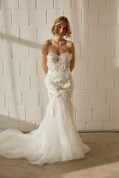 Kleid Meerjungfrau aus Spitze mit 3D Blüten