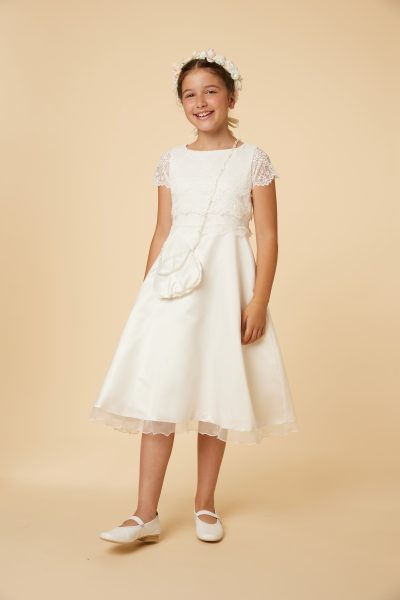 Satinkleid in 3/4 Länge mit stufenlagigem Spitzenoberteil