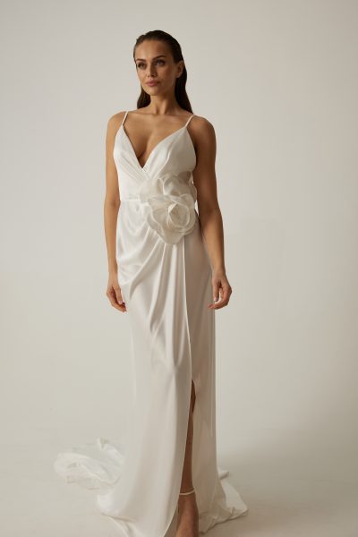 Kleid aus Satin in Wickeloptik