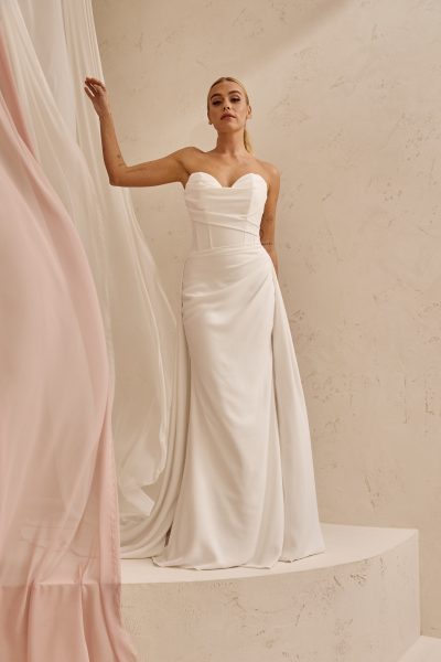 Corsagenkleid aus Crepe