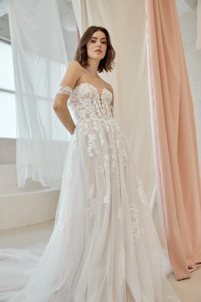 Corsagenkleid aus Spitze, Add On: Ärmel