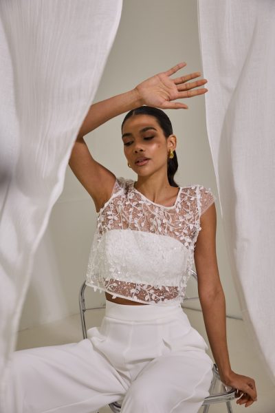 Top aus besticktem Tüll