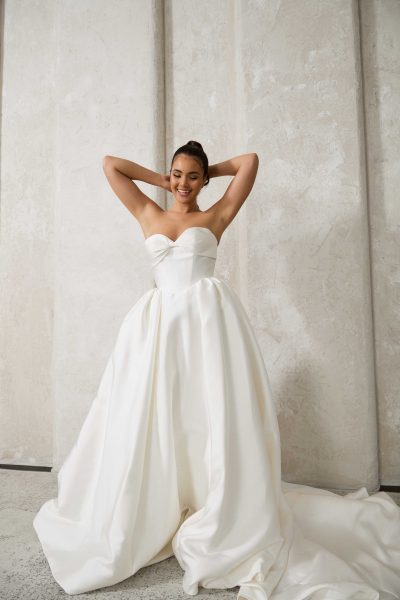 Corsagenkleid mit Herzausschnitt Mikado